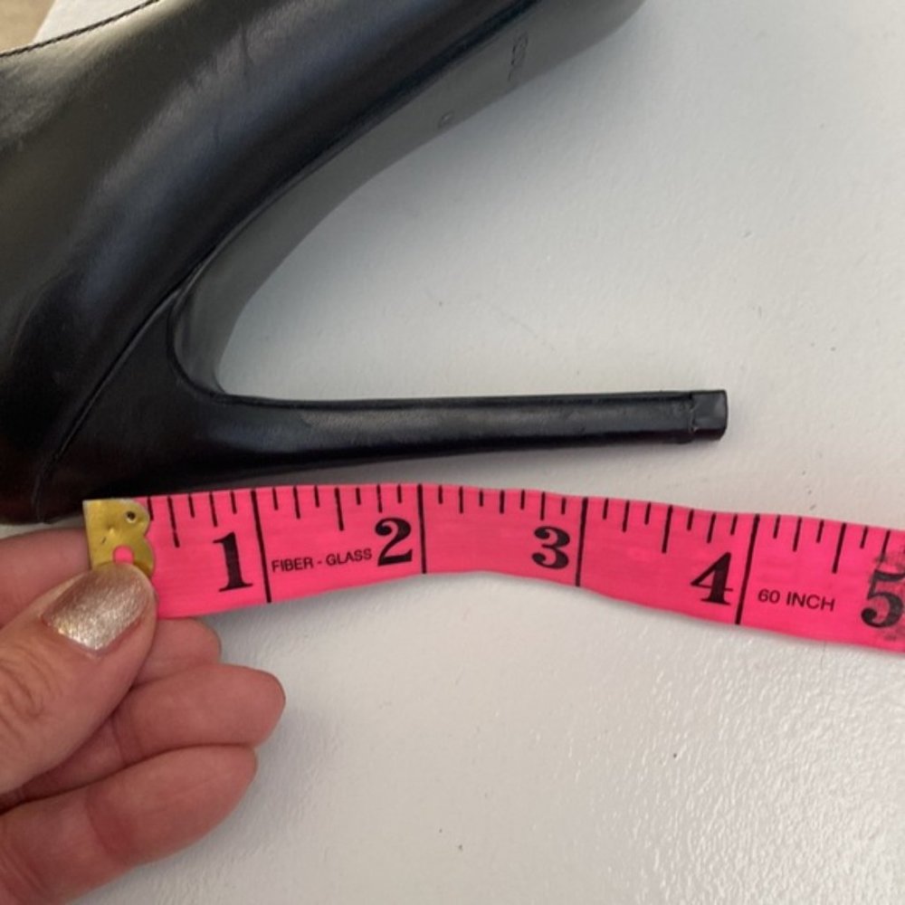 Kendall & Kylie Pointed Toes Heels Size 6.5 - Picture 10 of 10